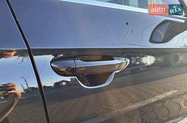 Купе Volkswagen CC / Passat CC 2012 в 