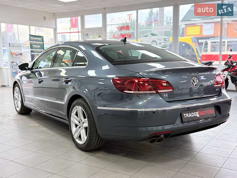 Купе Volkswagen CC / Passat CC 2014 в Киеве