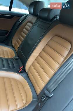 Купе Volkswagen CC / Passat CC 2013 в 