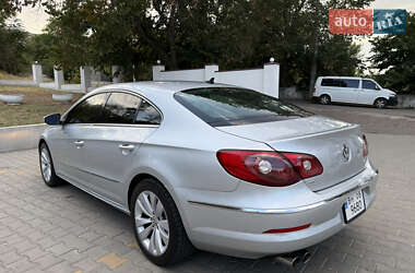 Купе Volkswagen CC / Passat CC 2011 в 