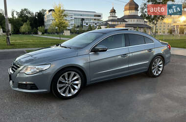 Купе Volkswagen CC / Passat CC 2011 в Львове