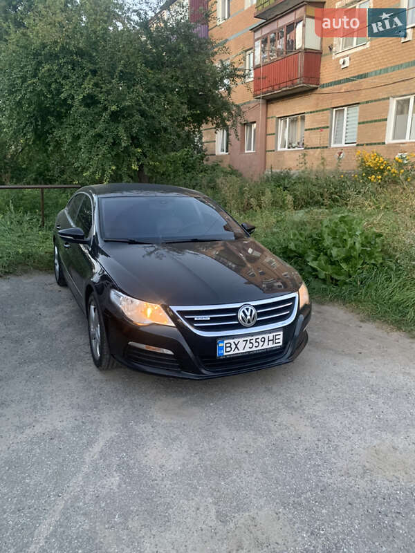 Купе Volkswagen CC / Passat CC 2010 в 