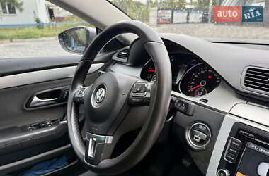 Купе Volkswagen CC / Passat CC 2009 в 
