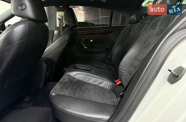 Купе Volkswagen CC / Passat CC 2011 в 