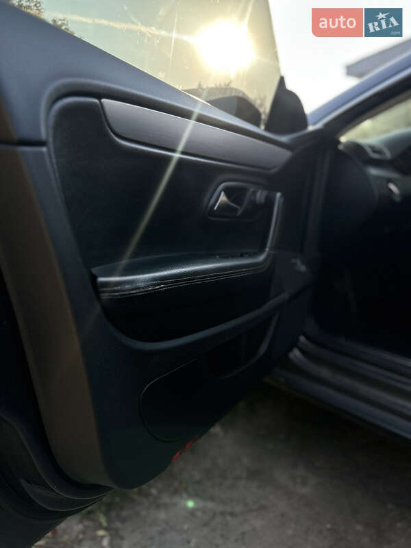 Купе Volkswagen CC / Passat CC 2012 в Смеле