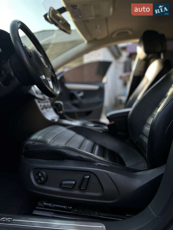 Купе Volkswagen CC / Passat CC 2012 в Смеле