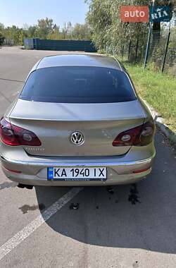 Купе Volkswagen CC / Passat CC 2009 в 