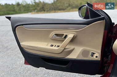 Купе Volkswagen CC / Passat CC 2013 в 