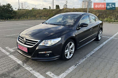 Купе Volkswagen CC / Passat CC 2011 в Киеве