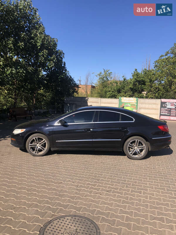 Купе Volkswagen CC / Passat CC 2010 в Кривом Роге