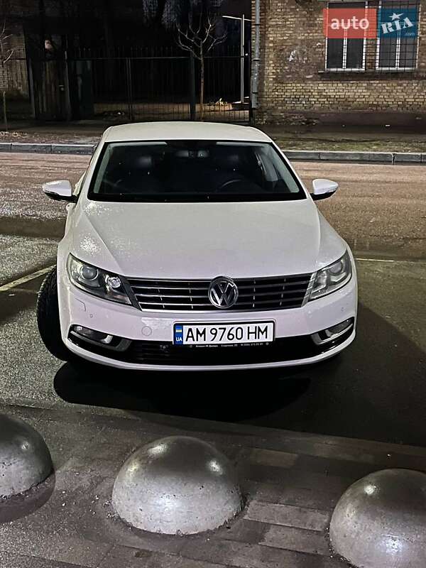 Купе Volkswagen CC / Passat CC 2012 в Києві фото 25 Купе Volkswagen CC / Passat CC 2012 в Києві