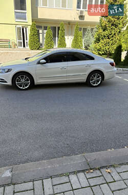 Купе Volkswagen CC / Passat CC 2013 в 