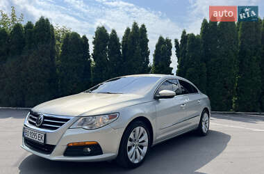 Купе Volkswagen CC / Passat CC 2010 в Тернополе
