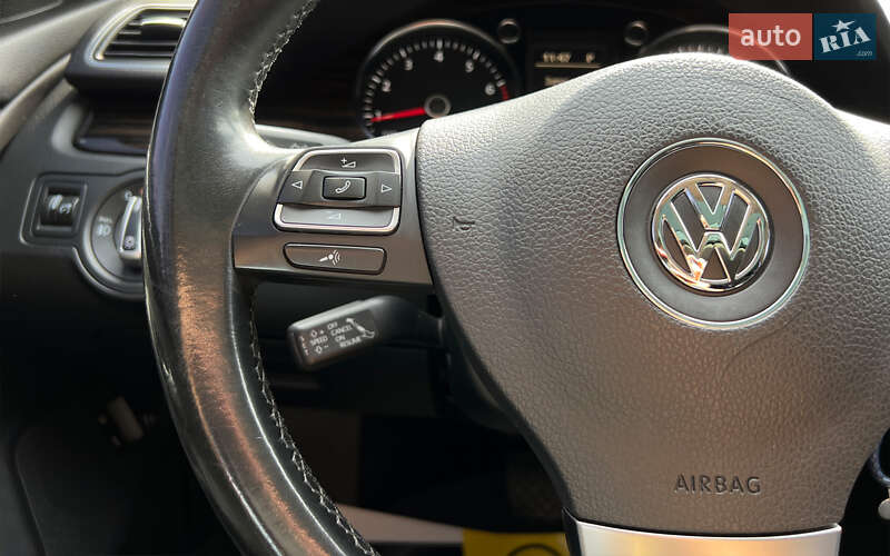 Купе Volkswagen CC / Passat CC 2014 в Львове