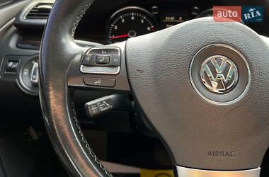 Купе Volkswagen CC / Passat CC 2014 в 