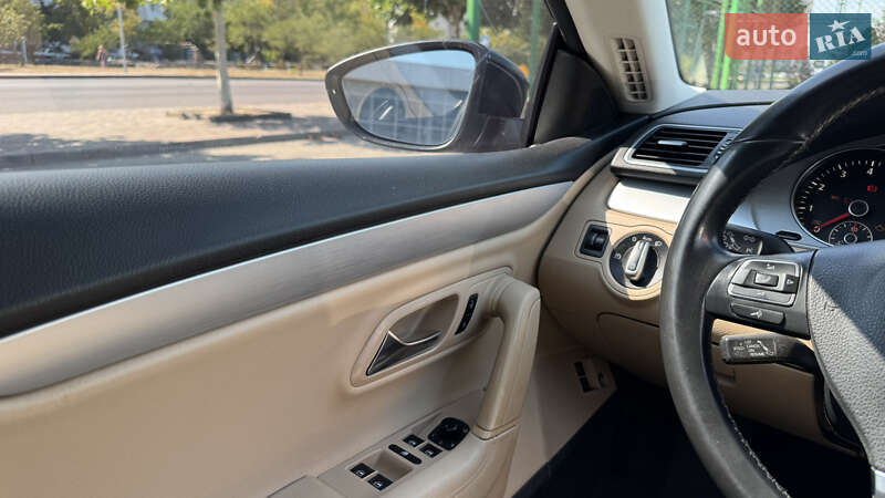 Купе Volkswagen CC / Passat CC 2012 в Черкассах