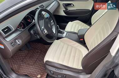 Купе Volkswagen CC / Passat CC 2012 в 