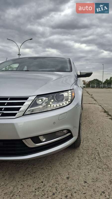 Купе Volkswagen CC / Passat CC 2012 в 