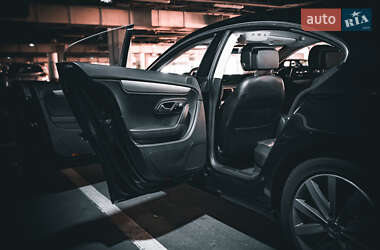 Купе Volkswagen CC / Passat CC 2013 в 