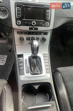 Купе Volkswagen CC / Passat CC 2014 в 