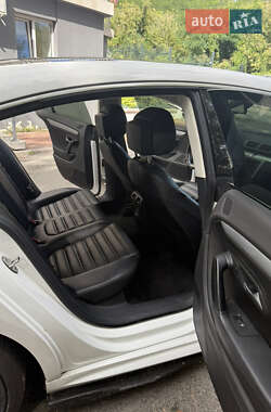 Купе Volkswagen CC / Passat CC 2014 в 