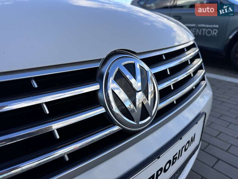 Купе Volkswagen CC / Passat CC 2014 в Киеве