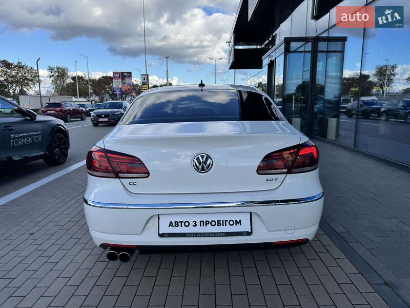 Купе Volkswagen CC / Passat CC 2014 в Киеве