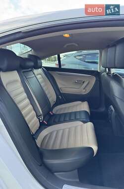 Купе Volkswagen CC / Passat CC 2014 в 