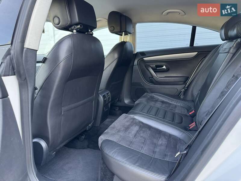 Купе Volkswagen CC / Passat CC 2013 в Тернополі