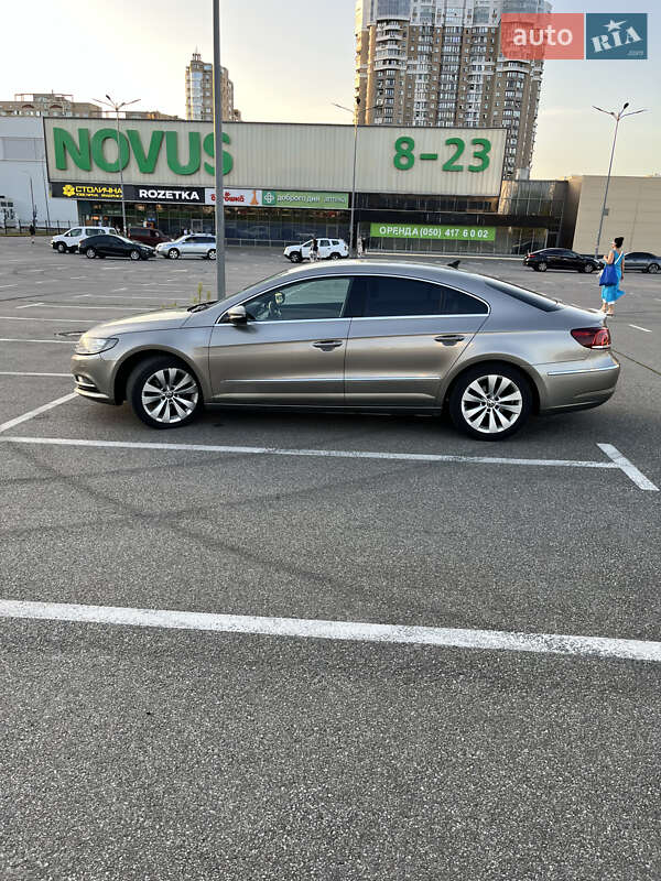 Купе Volkswagen CC / Passat CC 2012 в Луцке