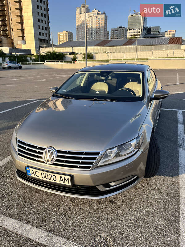 Купе Volkswagen CC / Passat CC 2012 в Луцке