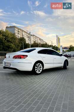 Купе Volkswagen CC / Passat CC 2012 в 