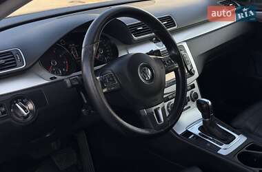 Купе Volkswagen CC / Passat CC 2012 в 