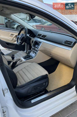 Купе Volkswagen CC / Passat CC 2013 в 