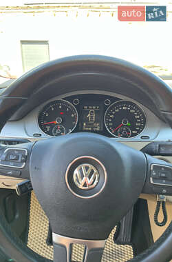 Купе Volkswagen CC / Passat CC 2013 в 