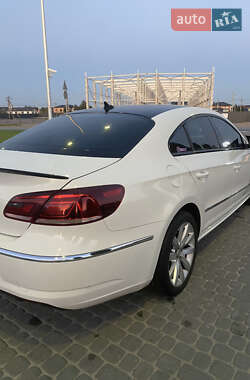 Купе Volkswagen CC / Passat CC 2013 в 