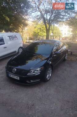 Купе Volkswagen CC / Passat CC 2015 в Киеве
