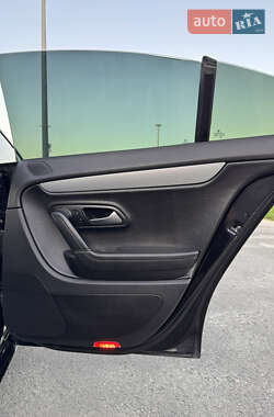 Купе Volkswagen CC / Passat CC 2014 в 