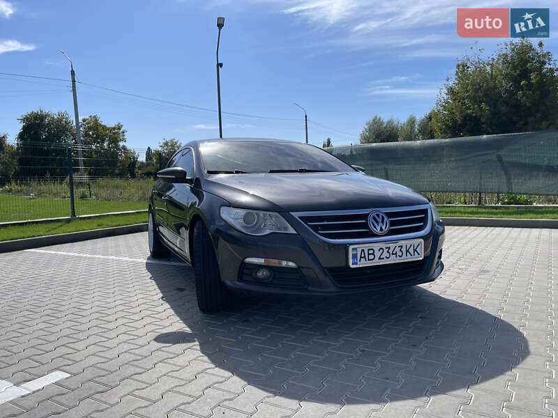 Купе Volkswagen CC / Passat CC 2010 в Вінниці