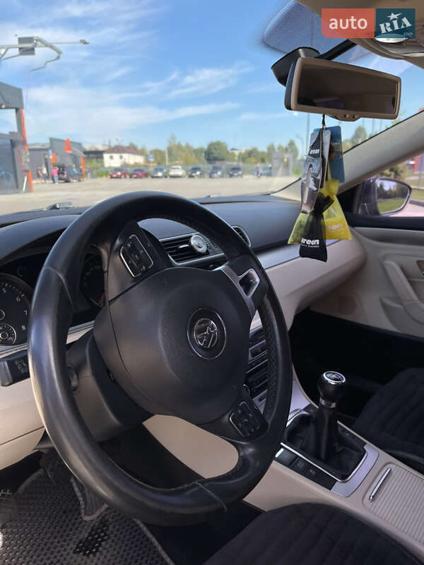 Купе Volkswagen CC / Passat CC 2010 в Вінниці