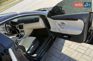 Купе Volkswagen CC / Passat CC 2008 в 
