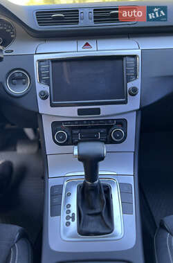 Купе Volkswagen CC / Passat CC 2009 в 