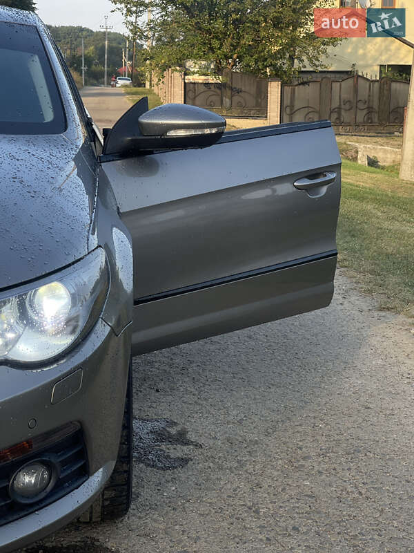Купе Volkswagen CC / Passat CC 2010 в Калуше