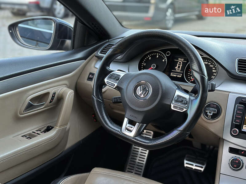 Купе Volkswagen CC / Passat CC 2013 в Ужгороде