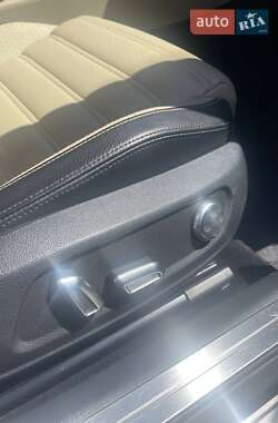 Купе Volkswagen CC / Passat CC 2013 в 