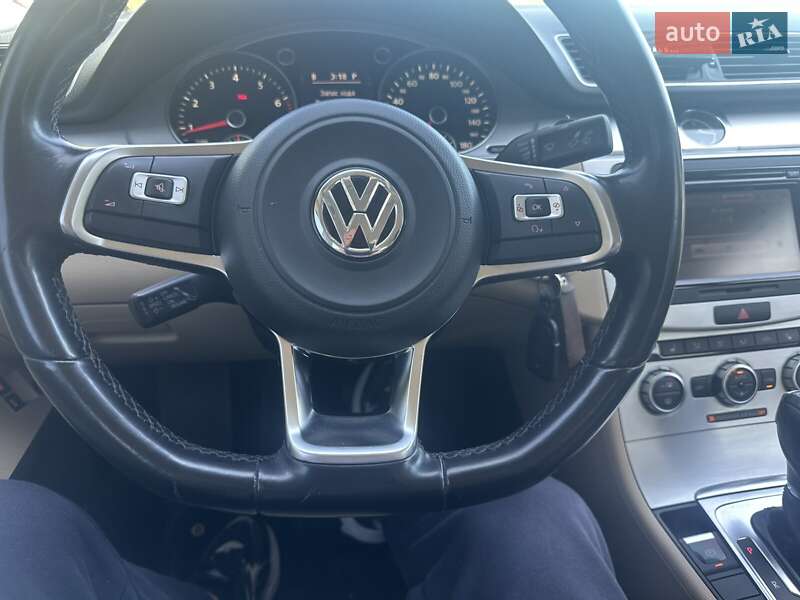 Купе Volkswagen CC / Passat CC 2012 в Херсоне