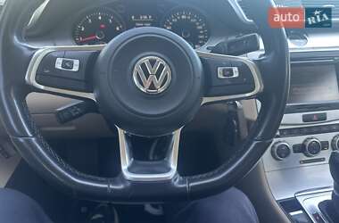 Купе Volkswagen CC / Passat CC 2012 в 