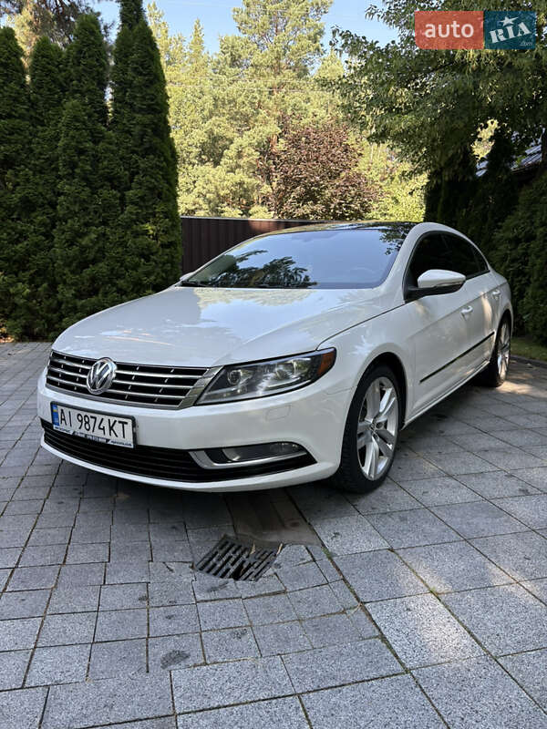 Купе Volkswagen CC / Passat CC 2014 в Киеве
