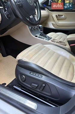 Купе Volkswagen CC / Passat CC 2014 в 