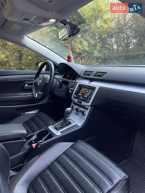 Купе Volkswagen CC / Passat CC 2015 в Виннице